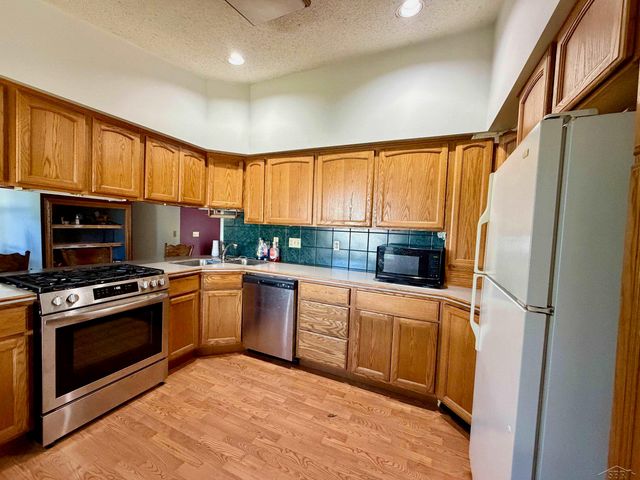 3775 N Tower Beach Rd Road, Pinconning, MI 48650