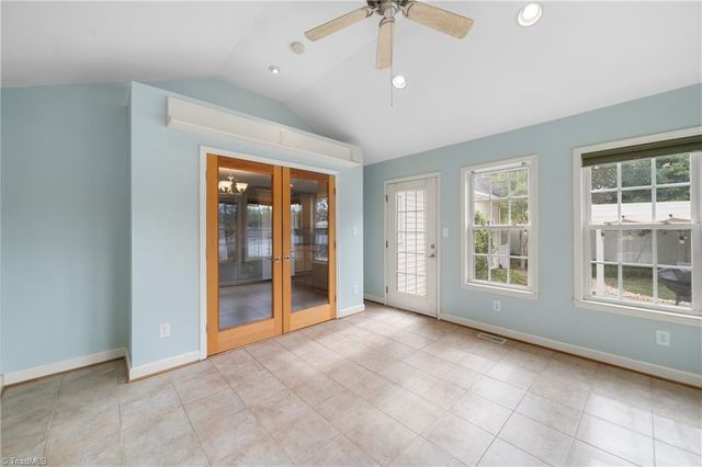 6204 Highland Brook Drive, Clemmons, NC 27012