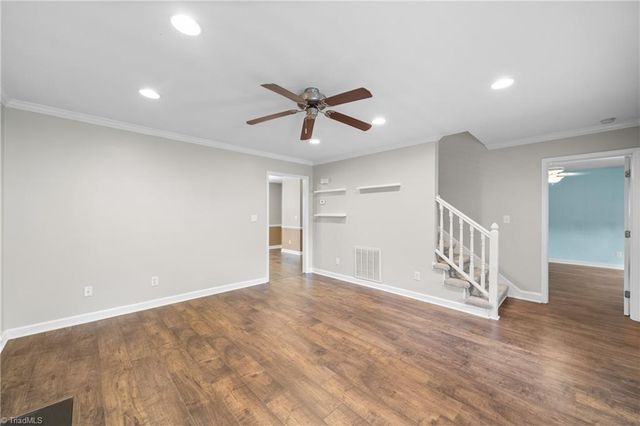 6204 Highland Brook Drive, Clemmons, NC 27012