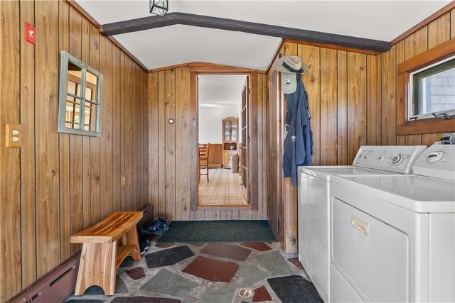 180 West Main Road, Little Compton, RI 02837