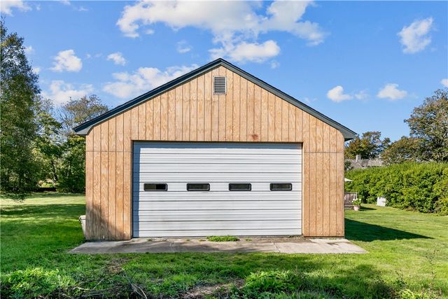 180 West Main Road, Little Compton, RI 02837