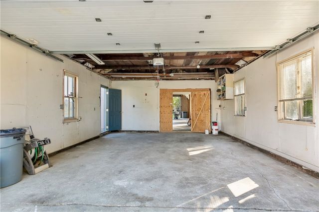 180 West Main Road, Little Compton, RI 02837