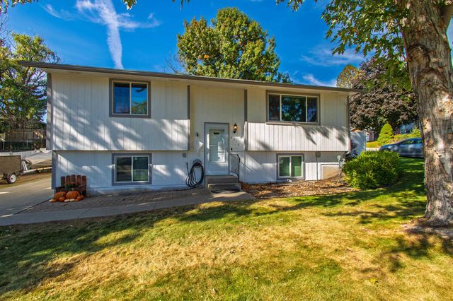 8319 N N Wilding Dr, Spokane, WA 99208 property photo