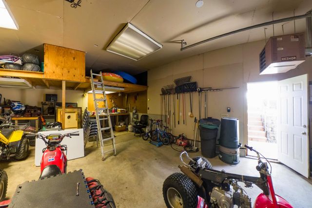 8319 N N Wilding Dr, Spokane, WA 99208
