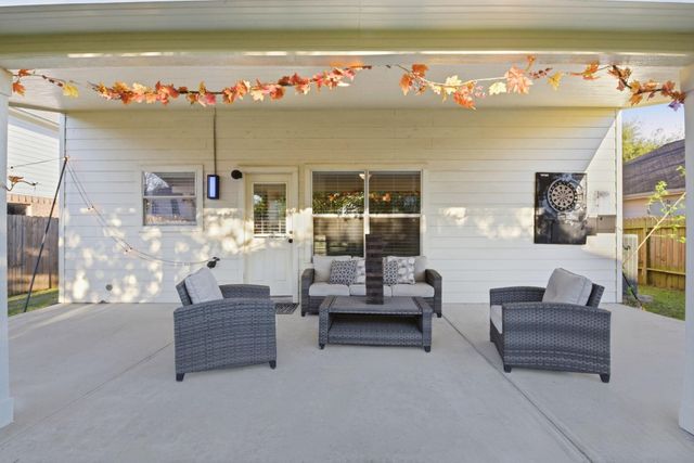 9519 Maple Green Lane, Houston, TX 77044