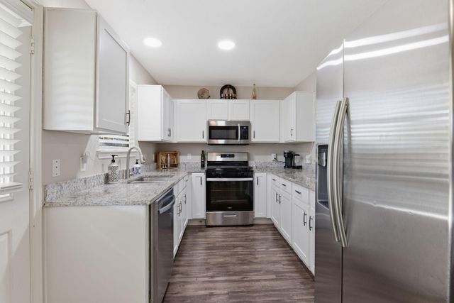 9519 Maple Green Lane, Houston, TX 77044