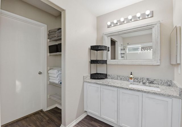 9519 Maple Green Lane, Houston, TX 77044