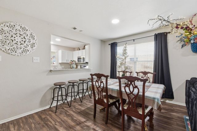 9519 Maple Green Lane, Houston, TX 77044