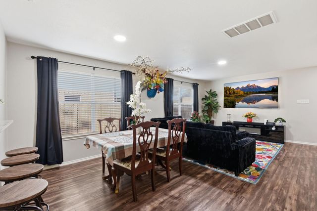 9519 Maple Green Lane, Houston, TX 77044