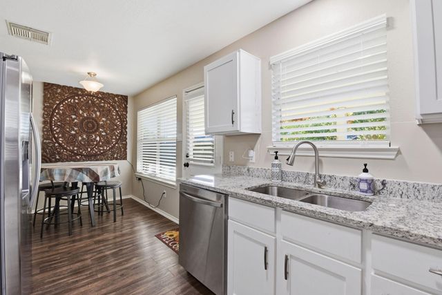 9519 Maple Green Lane, Houston, TX 77044