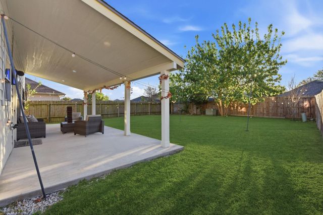 9519 Maple Green Lane, Houston, TX 77044