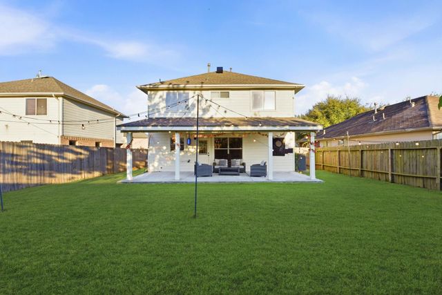 9519 Maple Green Lane, Houston, TX 77044