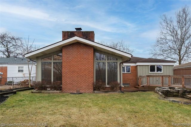 7479 Carrousel Boulevard, Westland, MI 48185