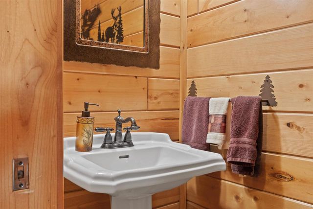 1860 Badger Court, Arkdale, WI 54613
