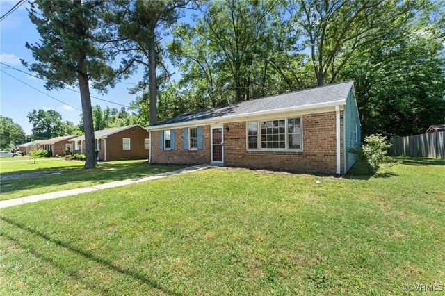 103 Sadler Ave, Colonial Heights, VA 23834