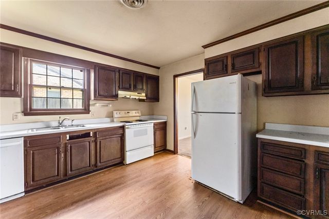 103 Sadler Ave, Colonial Heights, VA 23834