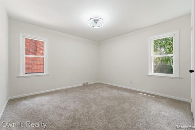 15490 Warwick Street, Detroit, MI 48223