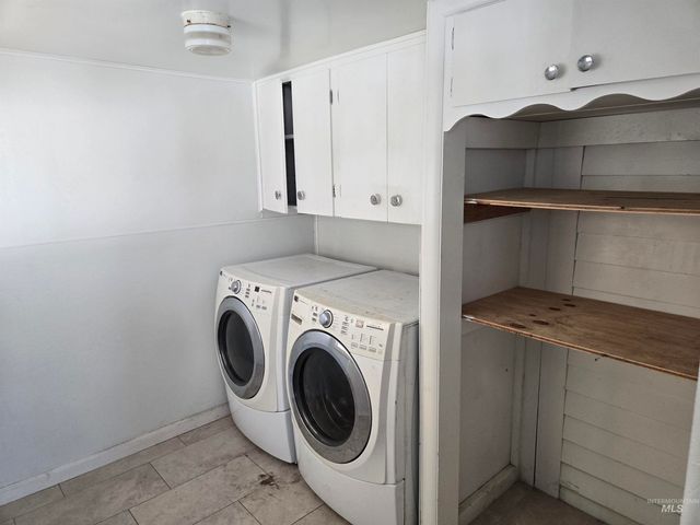 711 E 2nd Ave, Twin Falls, ID 83301