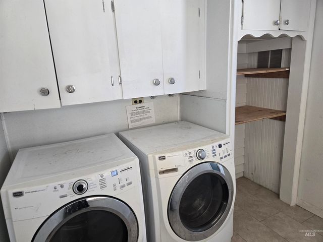 711 E 2nd Ave, Twin Falls, ID 83301