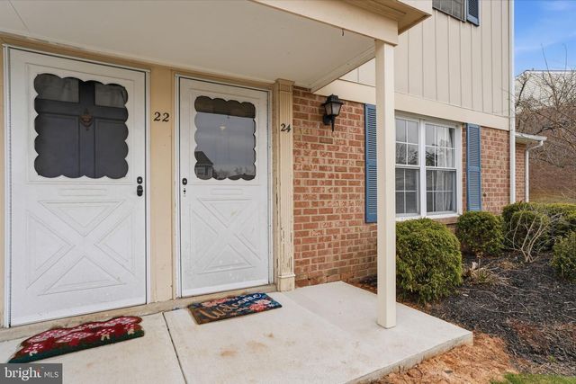 24 KEARNEY DR, North Wales, PA 19454