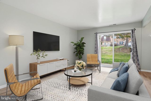 24 KEARNEY DR, North Wales, PA 19454