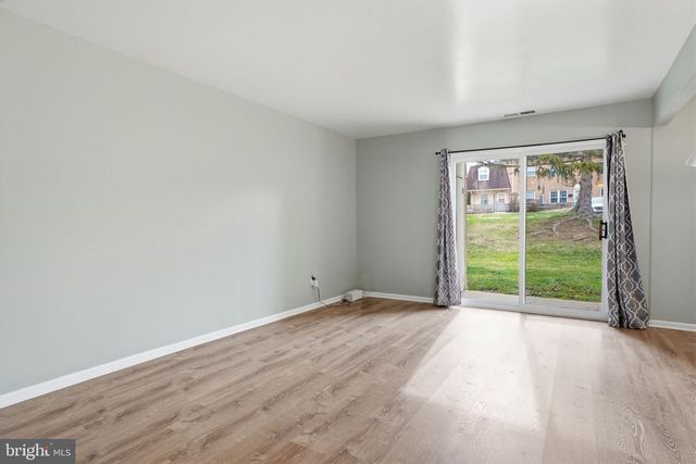 24 KEARNEY DR, North Wales, PA 19454