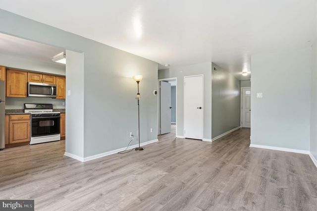 24 KEARNEY DR, North Wales, PA 19454