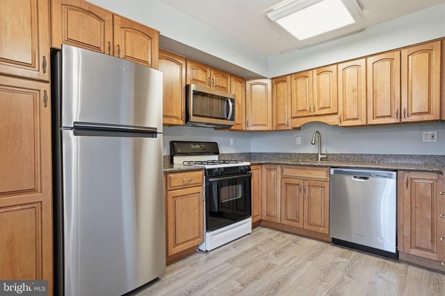 24 KEARNEY DR, North Wales, PA 19454