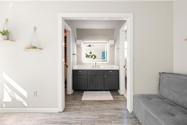 2220 Crosstrails, Edmond, OK 73003