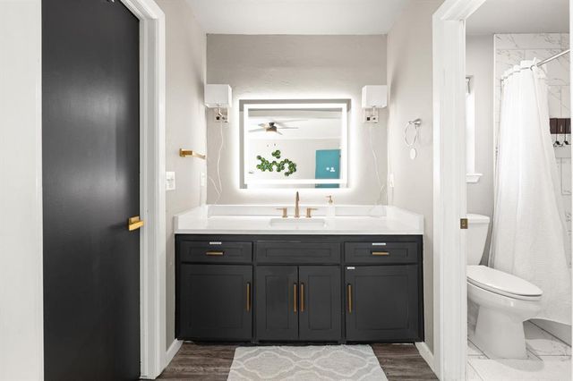 2220 Crosstrails, Edmond, OK 73003