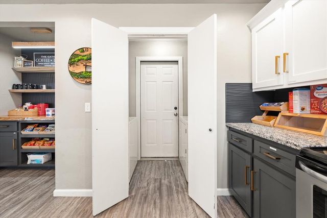 2220 Crosstrails, Edmond, OK 73003