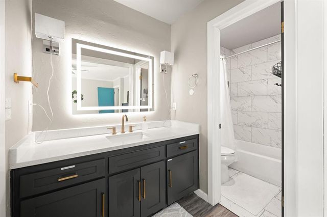 2220 Crosstrails, Edmond, OK 73003