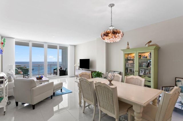 1325 SNELL ISLE BOULEVARD NE 709, St Petersburg, FL 33704