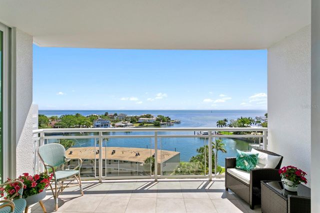 1325 SNELL ISLE BOULEVARD NE 709, St Petersburg, FL 33704