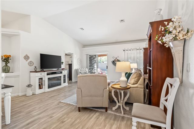 2464 N Ridge Avenue, Bullhead City, AZ 86429