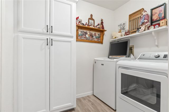 2464 N Ridge Avenue, Bullhead City, AZ 86429