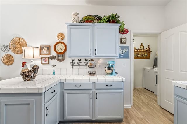 2464 N Ridge Avenue, Bullhead City, AZ 86429