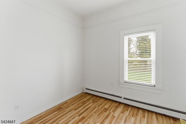129 Duer St, North Plainfield Boro, NJ 07060