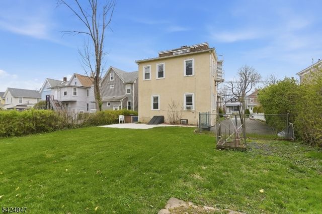 129 Duer St, North Plainfield Boro, NJ 07060