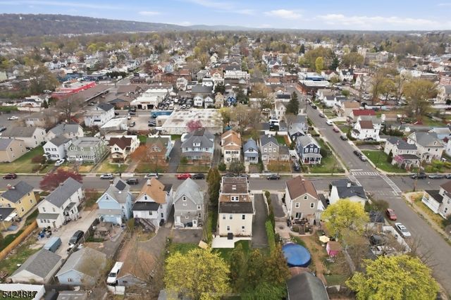 129 Duer St, North Plainfield Boro, NJ 07060