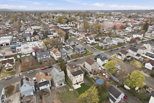 129 Duer St, North Plainfield Boro, NJ 07060