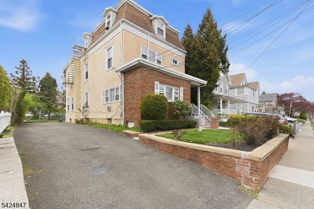 129 Duer St, North Plainfield Boro, NJ 07060