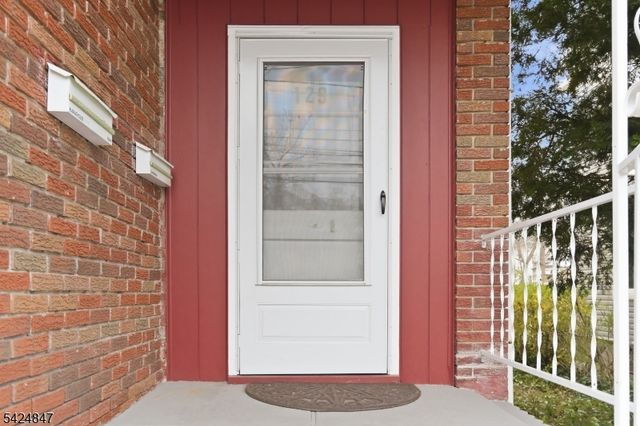 129 Duer St, North Plainfield Boro, NJ 07060