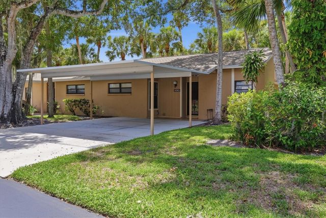 5063 VILLAGE GARDENS DRIVE 9, Sarasota, FL 34234
