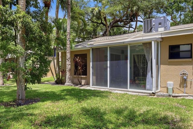 5063 VILLAGE GARDENS DRIVE 9, Sarasota, FL 34234