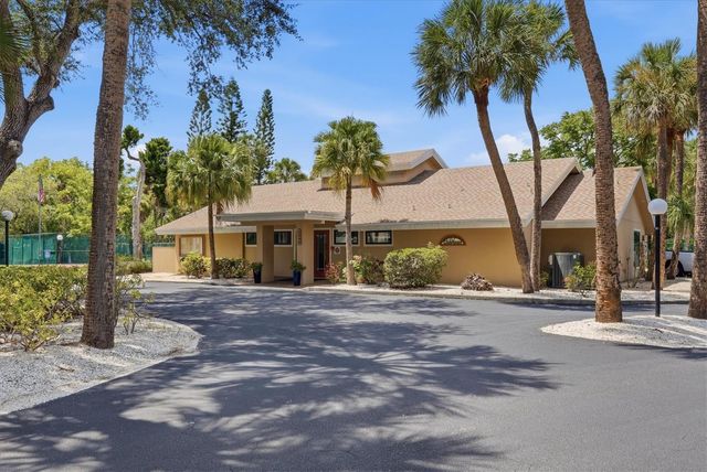 5063 VILLAGE GARDENS DRIVE 9, Sarasota, FL 34234