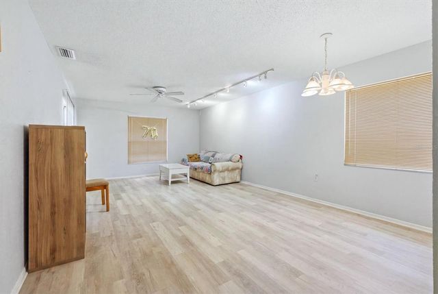 5063 VILLAGE GARDENS DRIVE 9, Sarasota, FL 34234