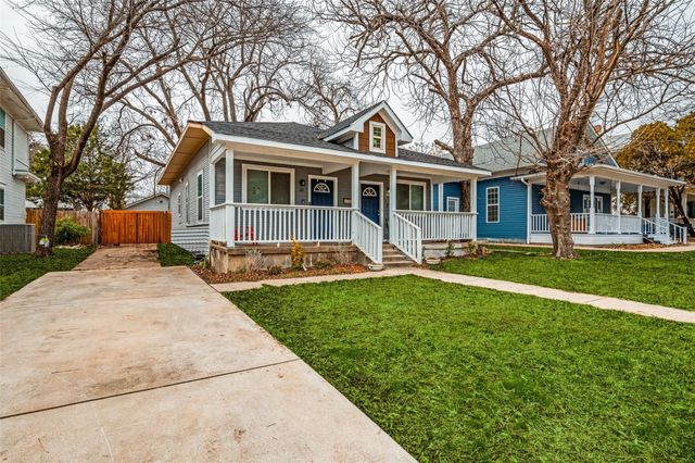 617 Haines Avenue A & B, Dallas, TX 75208