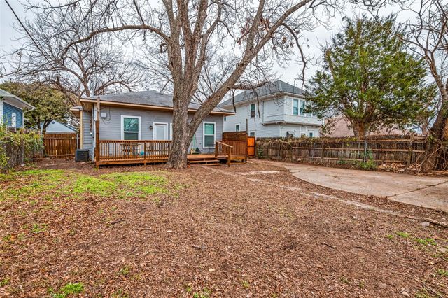 617 Haines Avenue A & B, Dallas, TX 75208