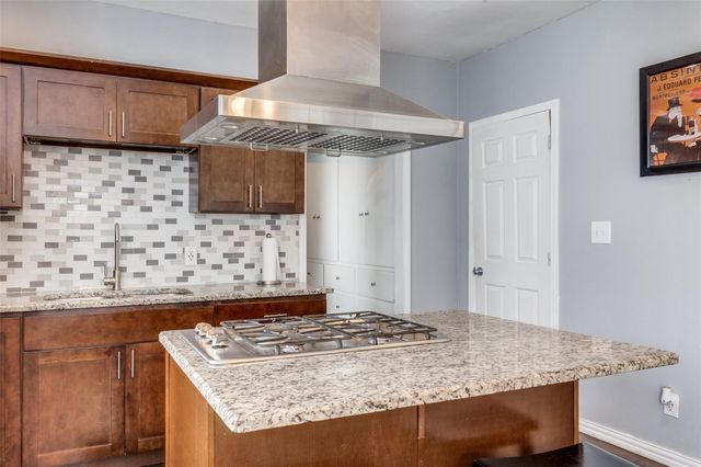 617 Haines Avenue A & B, Dallas, TX 75208